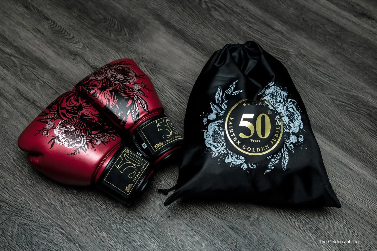 Fairtex "Golden Jubilee" Boxing Gloves - Image 5